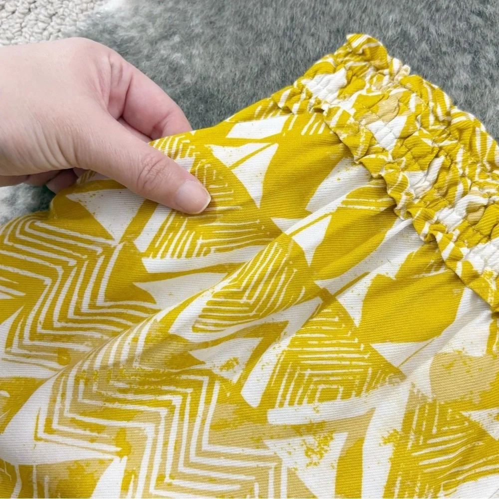 Anthropologie Easy Traveler Shorts Small - Picture 6 of 12